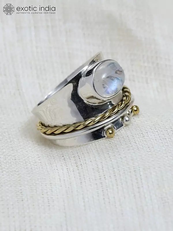 Exotic India Rainbow Moonstone Ring 