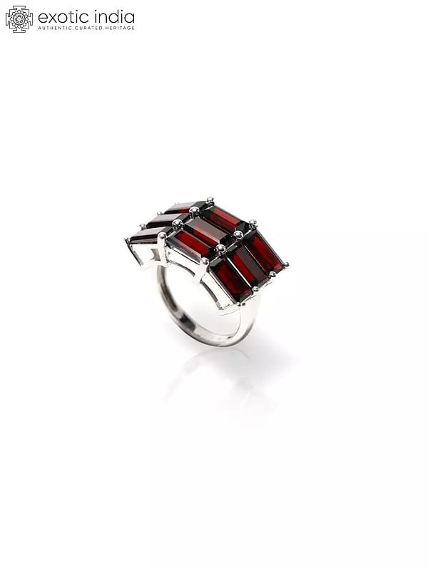 Exotic India Rectangular Cut Garnet Gemstones Ring 