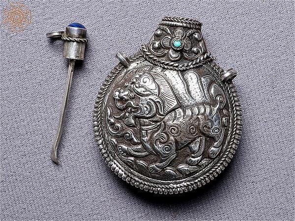 exotic india Silver Lion Snuff Pendant 