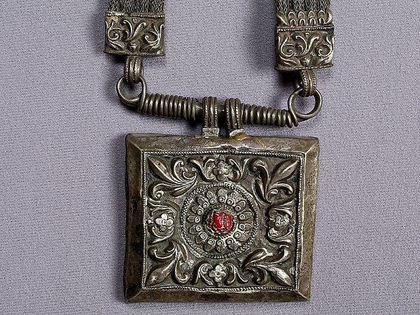 Exotic India Traditional Necklace From Nepal 