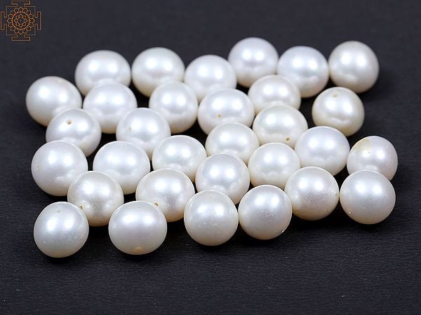 Exotic India White Pearl Beads (Price Of 1 String) 