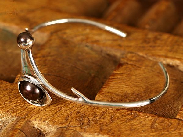 exotic india Flower Branch Black Pearl Open Bracelet | Sterling Silver Jewelry 