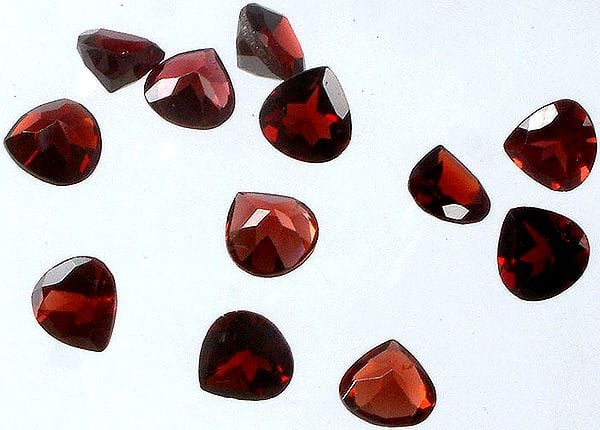 exotic india Garnet mm Heart Shape (Price Per 4 Pieces)