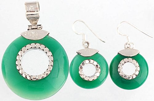 exotic india Green Onyx Pendant with Matching Earrings Set - Sterling Silver
