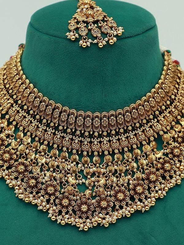 Exotic India Intricate Carving Bridal Necklace Set With Beautiful Mangtika And Earrings 