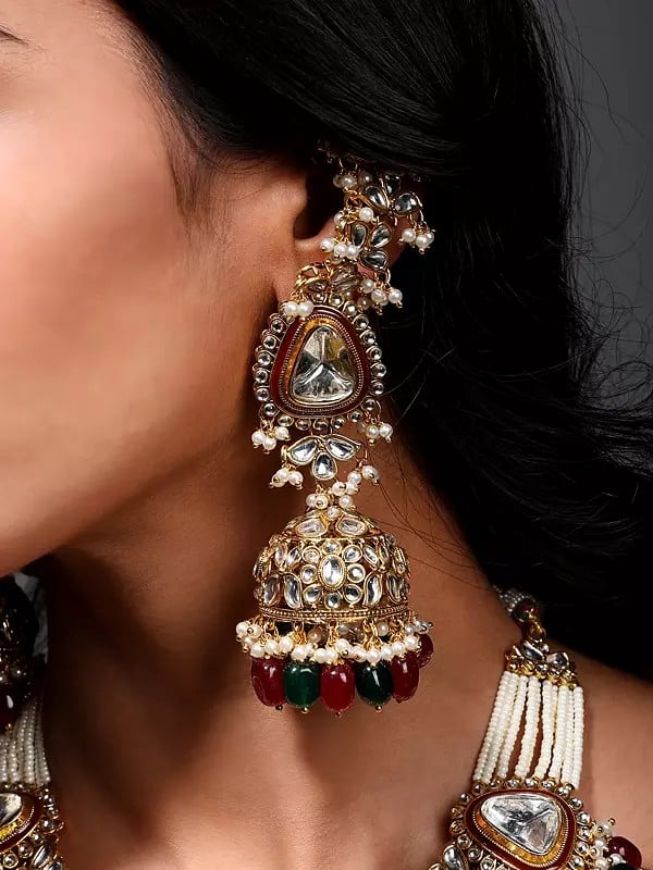 Exotic India Kundan Studded And Beaded Necklace Set With Mangtika And Earrings With Chain 