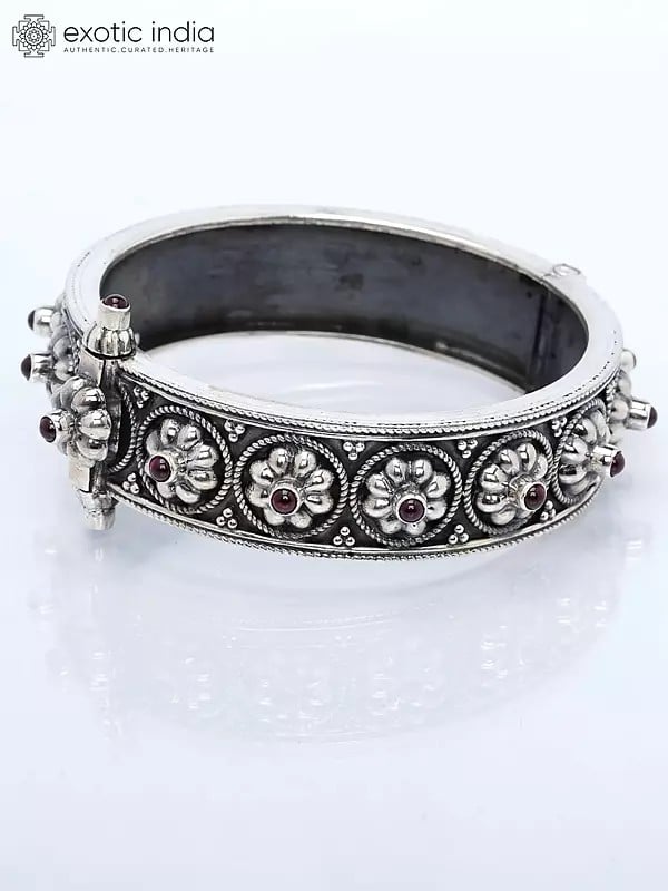 Exotic India Openable Sterling Silver Bangle With Garnet Gemstone 