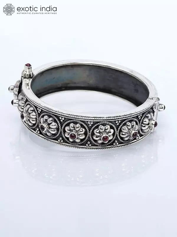 Exotic India Openable Sterling Silver Bangle With Garnet Gemstone 