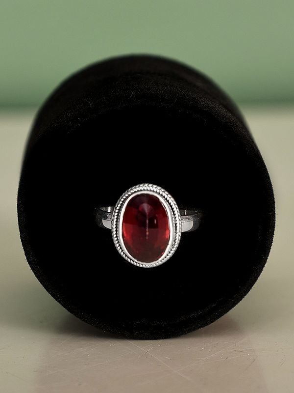 exotic india Oval Shape Sterling Silver Ring with Cut Red Glass 