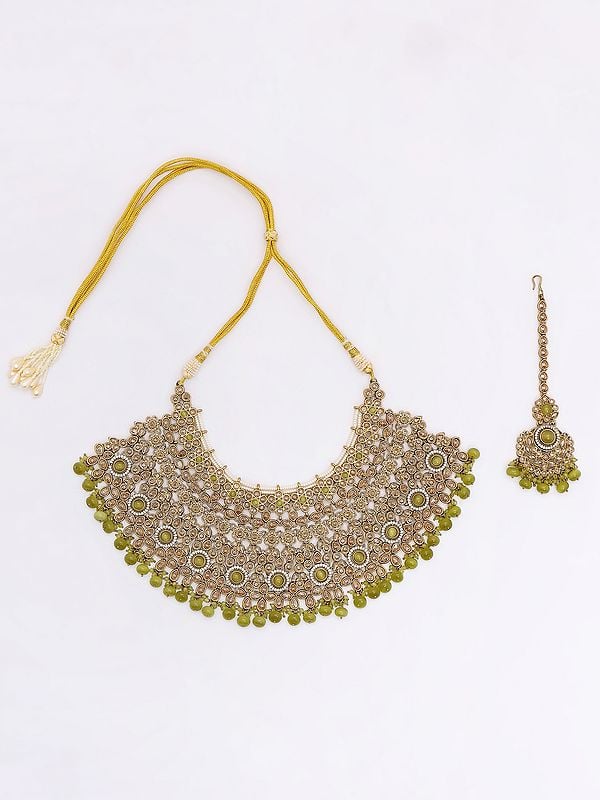 Exotic India Padmavati Stone Studded And Beaded Choker Necklace Set With Earrings And Mangtika 