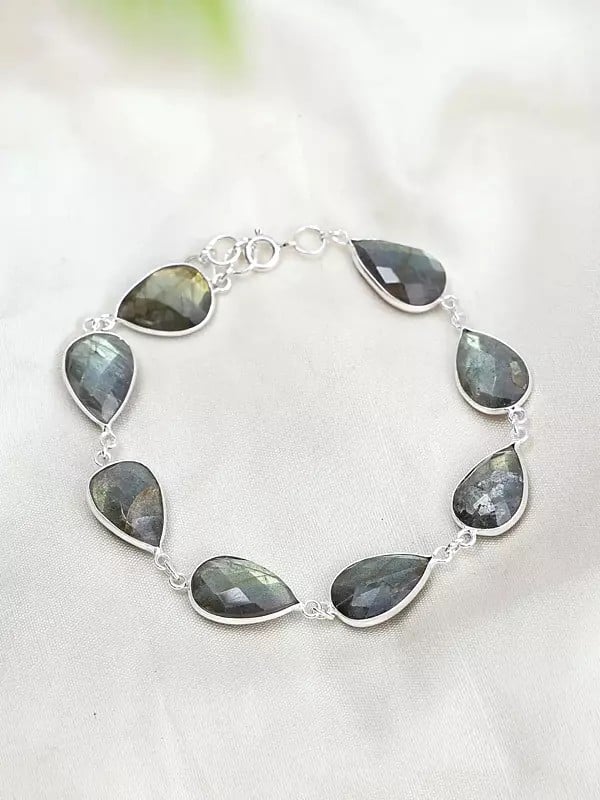 Exotic India Pear Shaped Faceted Labradorite Bracelet 