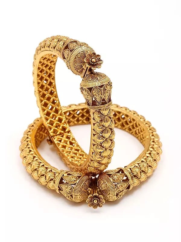 exotic india Rajwadi Style Floral Design Screw Openable Pair of Bangles