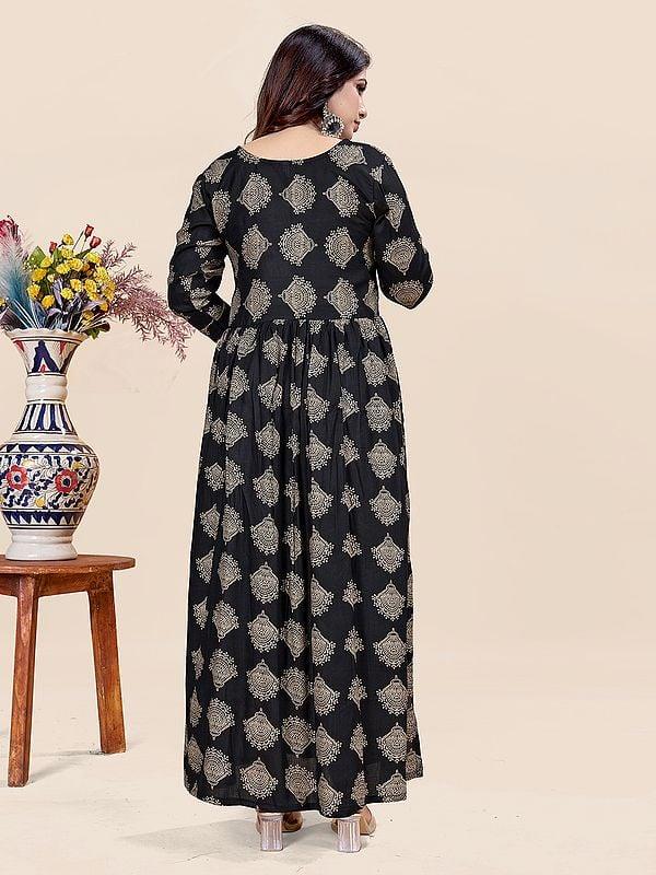 Exotic India Rayon All Over Motifs Digital Print And Round Neck Floral Party Wear Attractive Gown
