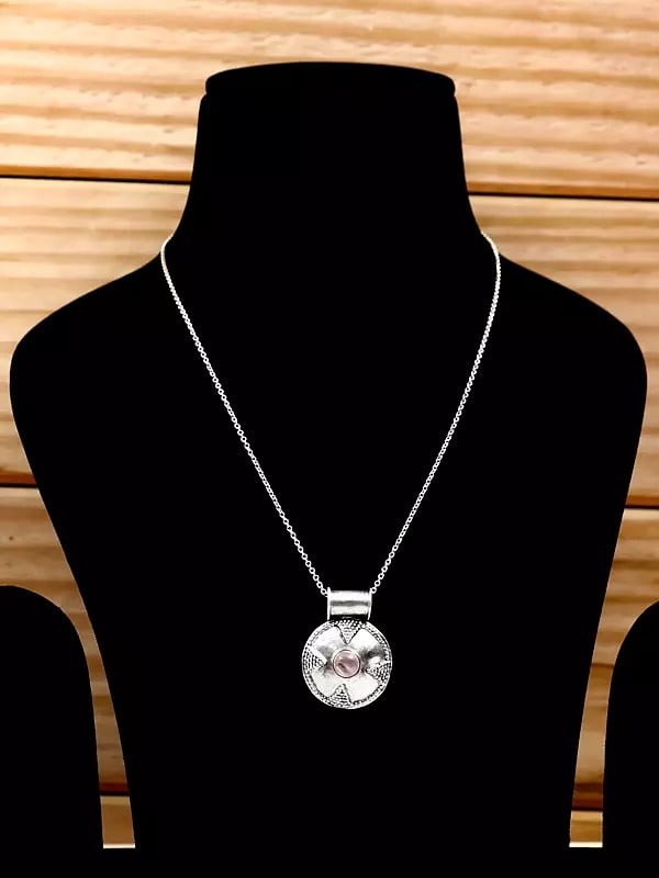 exotic india Round Shaped Sterling Silver Pendant with Gemstone 