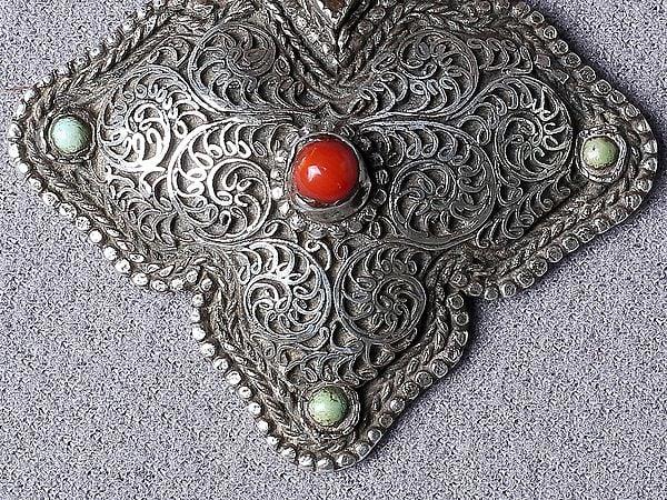 Exotic India Siku Silver Pendant | Indian Gemstone Jewelry 
