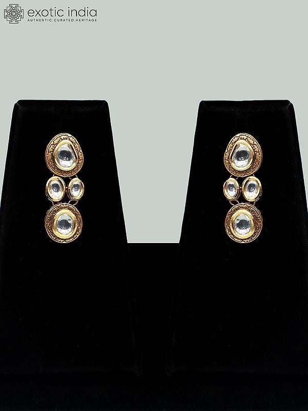 Exotic India Single Layer Stunning Necklace Set With Beautiful Earrings And Kundan Stone