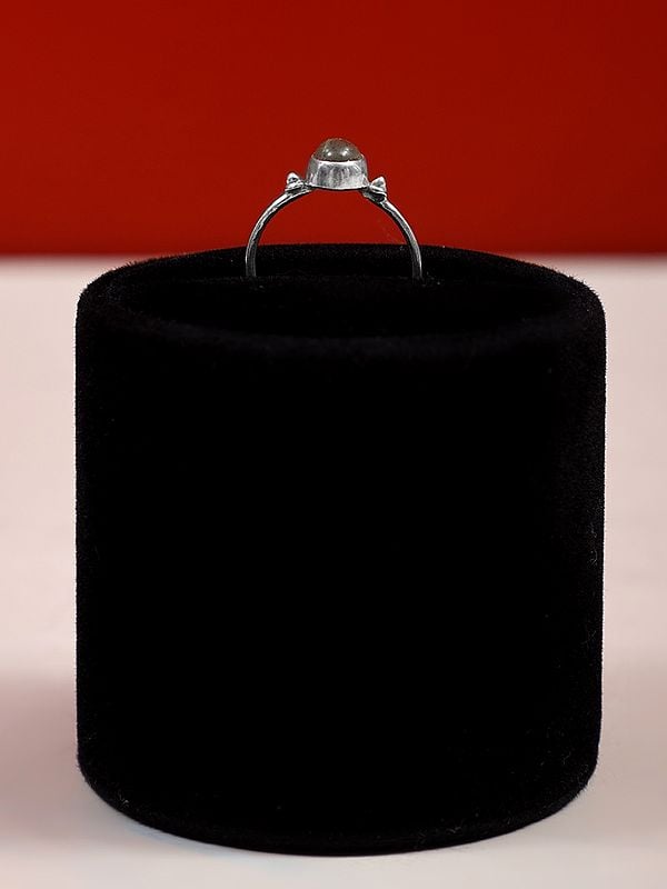 Exotic India Small Sterling Silver Ring With Oval Shape Gemstone 