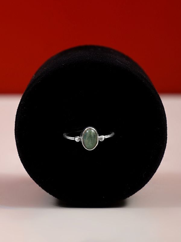 exotic india Small Sterling Silver Ring with Oval Shape Gemstone 