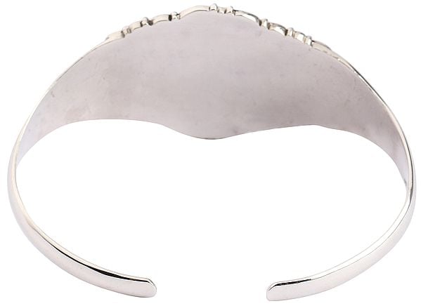 Exotic India Sterling Silver Emboss Flower Bracelet (Adjustable Size)