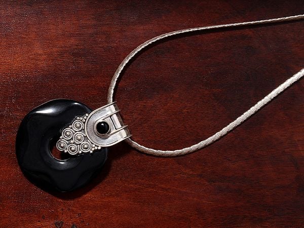 exotic india Sterling Silver Pendant with Black Onyx Stone 