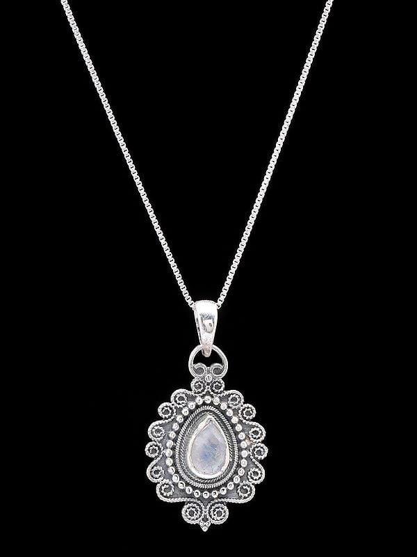 exotic india Sterling Silver Pendant with Tear-drop Shape Rainbow Moonstone 
