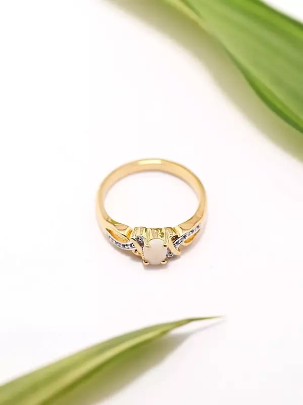 Exotic India Sterling Silver Ring With Oval Shape Ethiopian Opal 