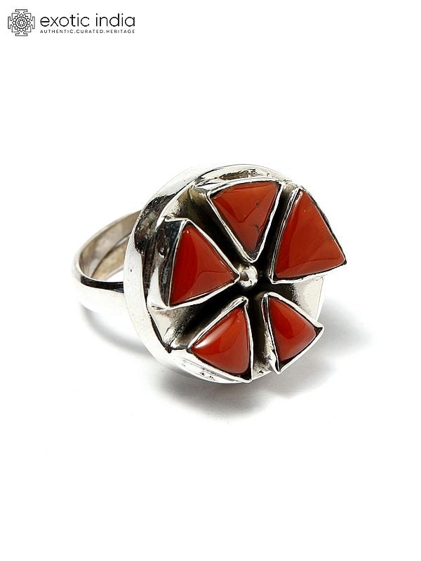 exotic india Sterling Silver Ring with Triangle Cut Coral 