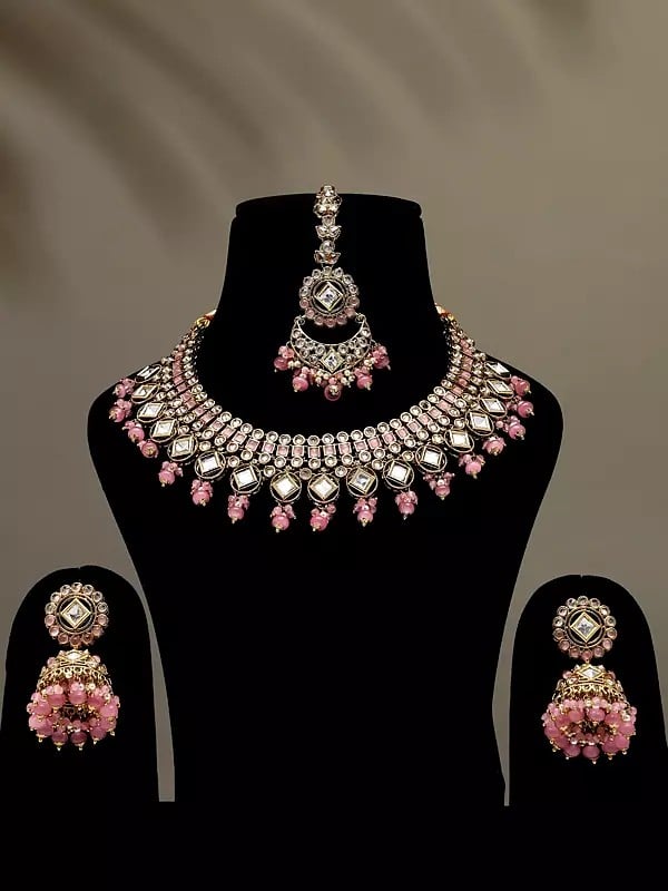 exotic india Stone Studded Necklace with Earrings and Mangtika Set with Beads Drop 