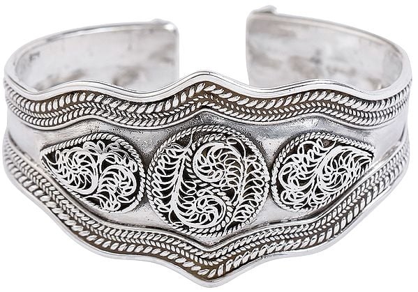 Exotic India Stylish Filigree Cuff Bracelet With Twisted Rope Design From Nepal (Adjustable Size)