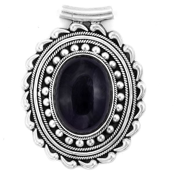 exotic india Stylish Sterling Silver Pendant with Gemstone