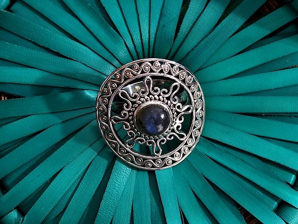 Exotic India Sun-Design Round Stone Ring | Sterling Silver Ring 