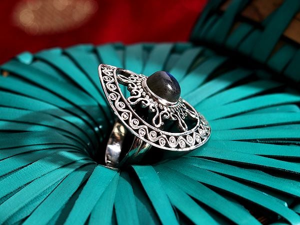 Exotic India Sun-Design Round Stone Ring | Sterling Silver Ring 
