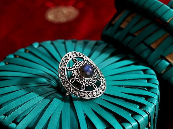 exotic india Sun-Design Round Stone Ring | Sterling Silver Ring 