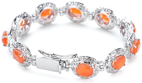 exotic india Superfine Silver Chain Bracelet with Oval-Cut Faceted Fanta-Garnet Stones 