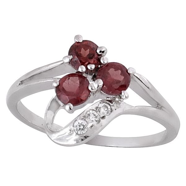exotic india Superfine Sterling Silver Ring with Garnet Stone 