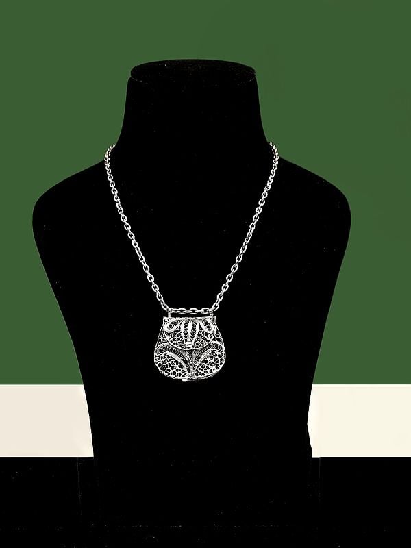 exotic india Vintage Cannetille Filigree Purse Design Pendant Necklace 