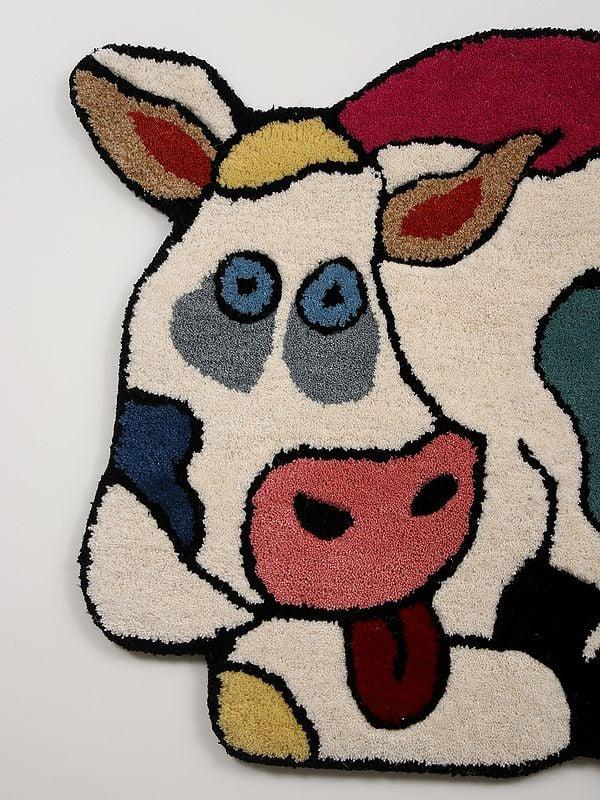 Exotic India White Woolen Rug With Color Spotted Cow Hand-tufted Shaped 