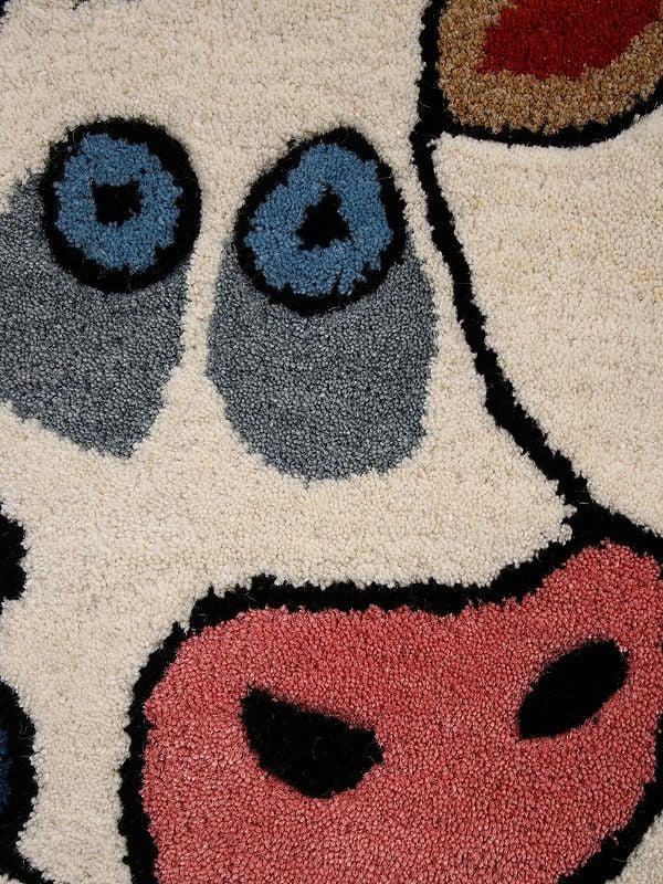 Exotic India White Woolen Rug With Color Spotted Cow Hand-tufted Shaped 