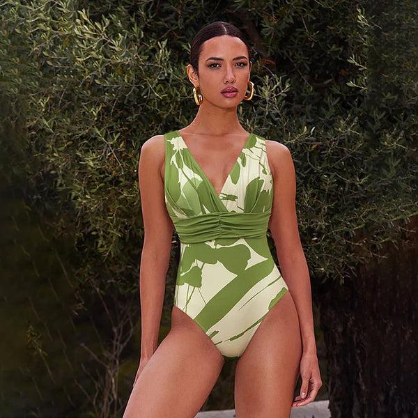 Extro & Vert Green Floral Print V-Neck One-Piece Swimsuit&Short Sarong