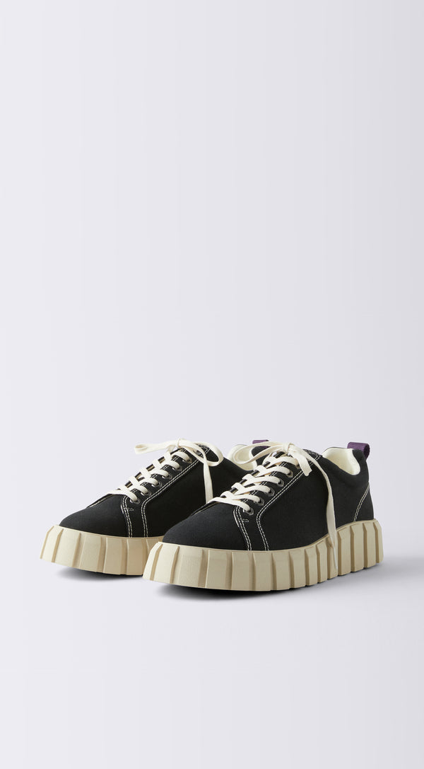Eytys Odessa Canvas Black