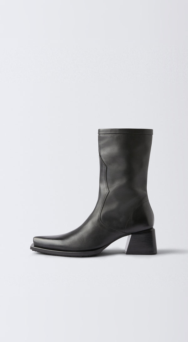 eytys Rari Leather Black