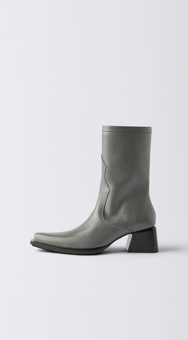 eytys Rari Leather Stone