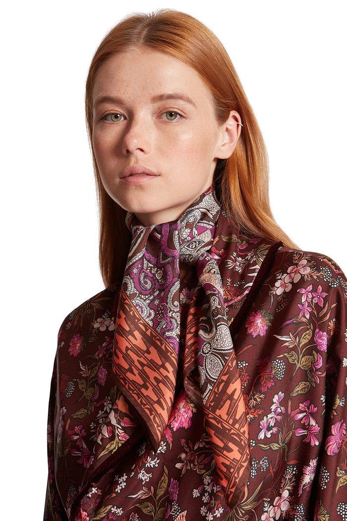 F.r.s. For Restless Sleepers CARRÉ 70 ACCESSORIES Cat And Snakes Paisley Brown