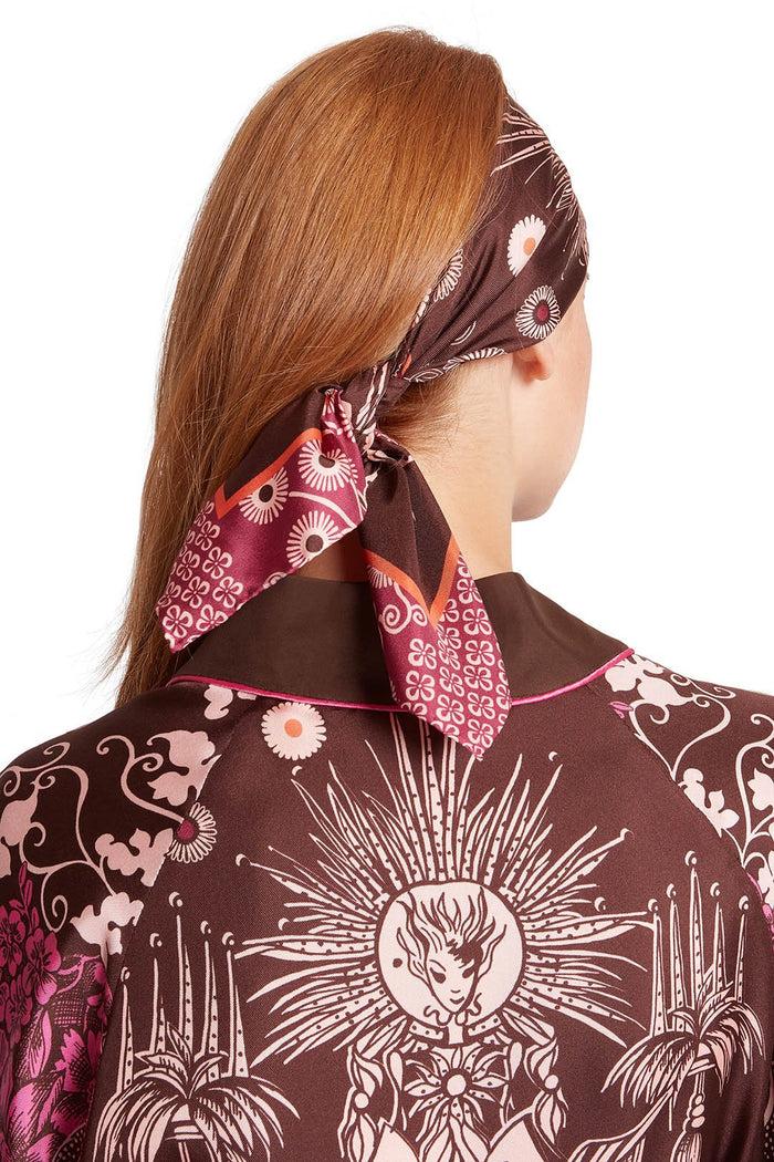 F.r.s. For Restless Sleepers CARRÉ 70 ACCESSORIES Dea Fucsia