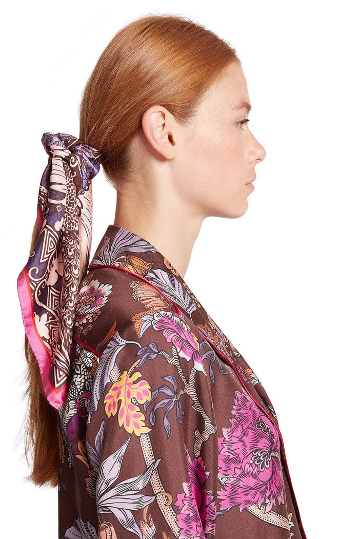 F.r.s. For Restless Sleepers CARRÉ 70 ACCESSORIES Peacokcs Brown/pink/light Blue