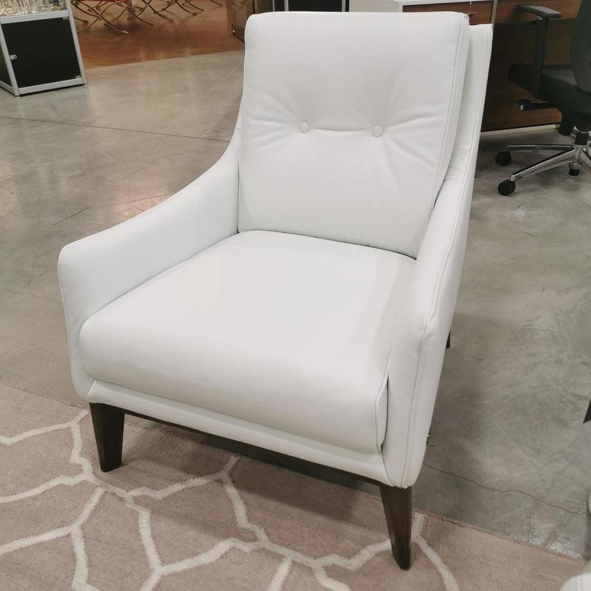 f2 Amicizia Chair in Optical White LIVING