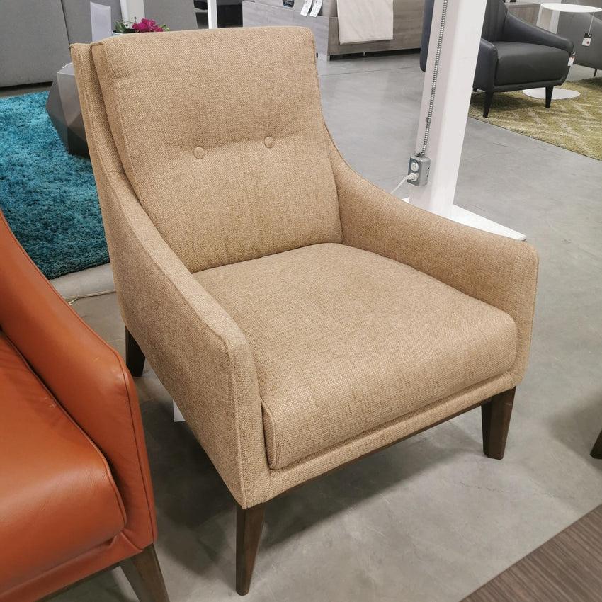 f2 Amicizia Chair in Orzo LIVING