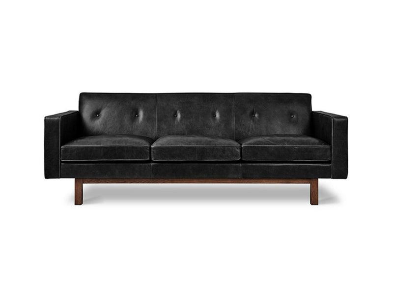 F2 Embassy Sofa LIVING