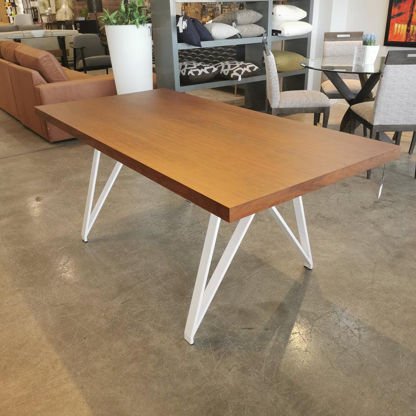 f2 Harper Dining Table PROMOTION DINING