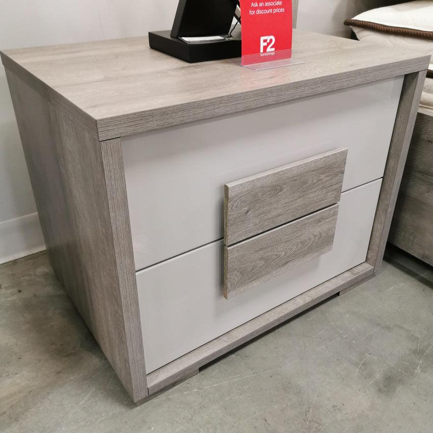 F2 Lia Queen Bed Set